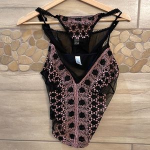 Beautiful 2pc Cami Pajama Set |Embroidered Stitch | Pre-Owned